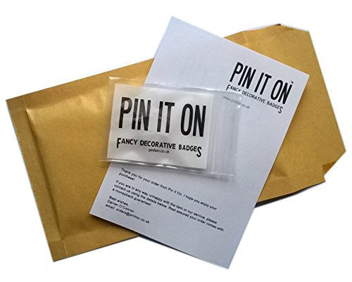 Feminist Button Pin - Pin - ravn (3)